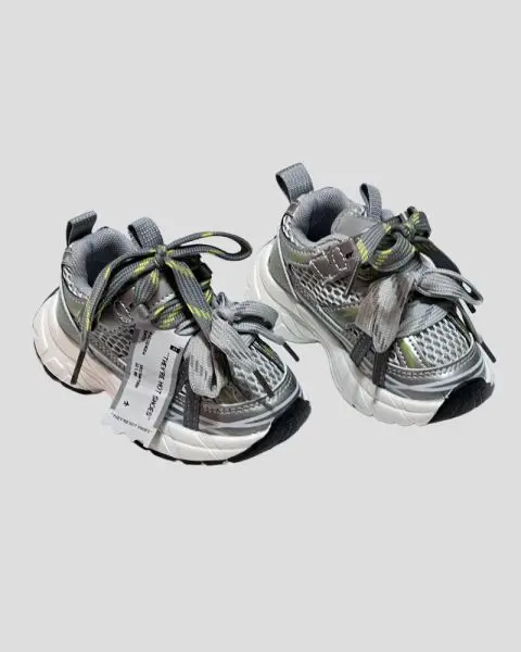 Kids Motion Grip Sneakers