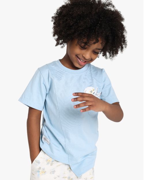 Boys Asymmetrical T-Shirt With Printed Jogger Pants Set