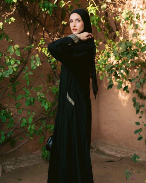 Black Regal Abaya