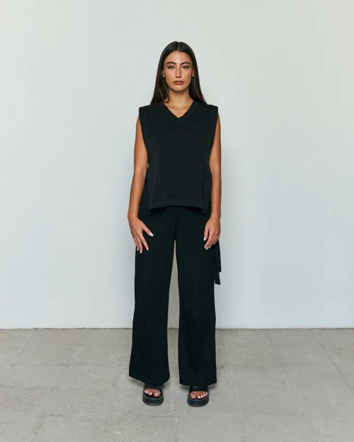 بلوزة قصيرة برباط جانبي