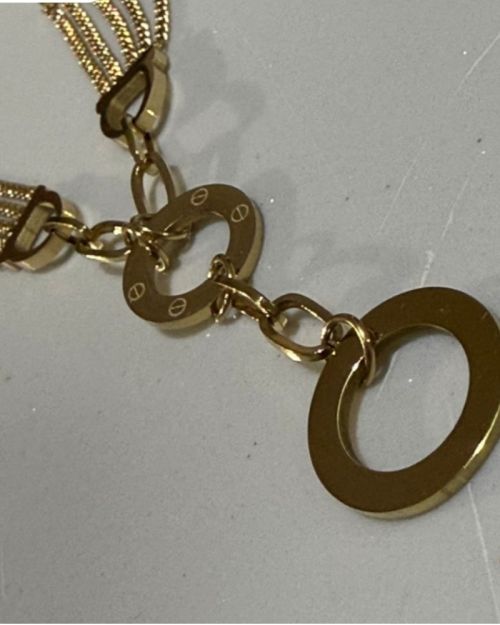 Circular chain necklace