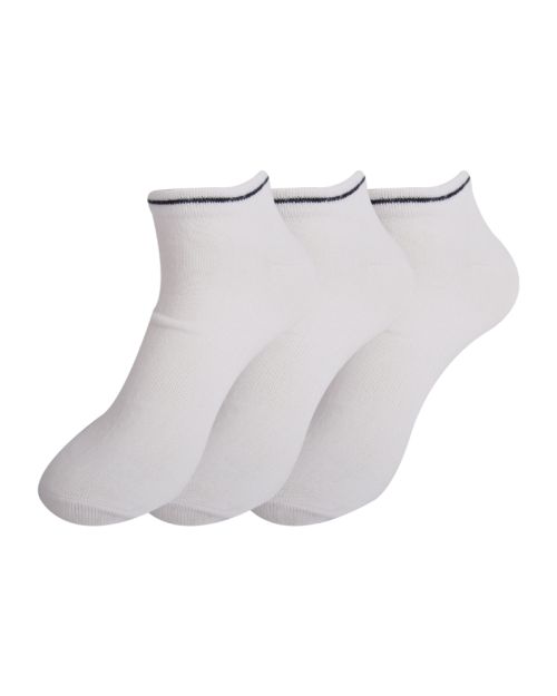 Future A Pack of Women Ankle socks from Future
