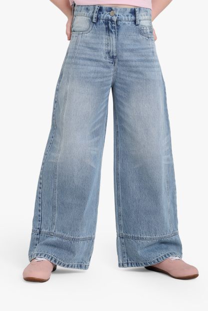 Girls wide-leg washed light blue denim jeans with contrast front seam and panel hem detail 4 yrs Front | Locafy